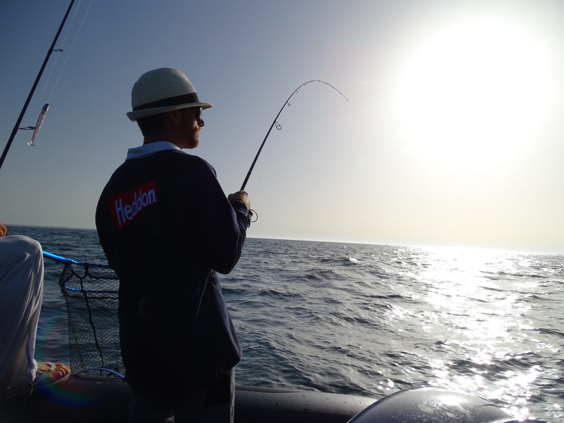 La pêche en linéaire peut être pratiquée dans toutes les profondeurs, il suffit simplement d'adapter son grammage et sa vitesse de récupération.